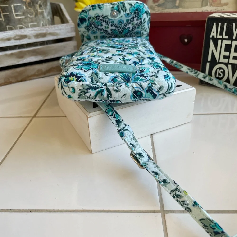 ‘Vera Bradley’ Quilted Carson Cellphone Crossbody